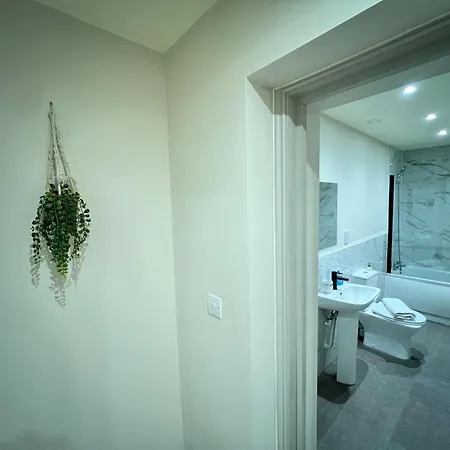 Apartment Old